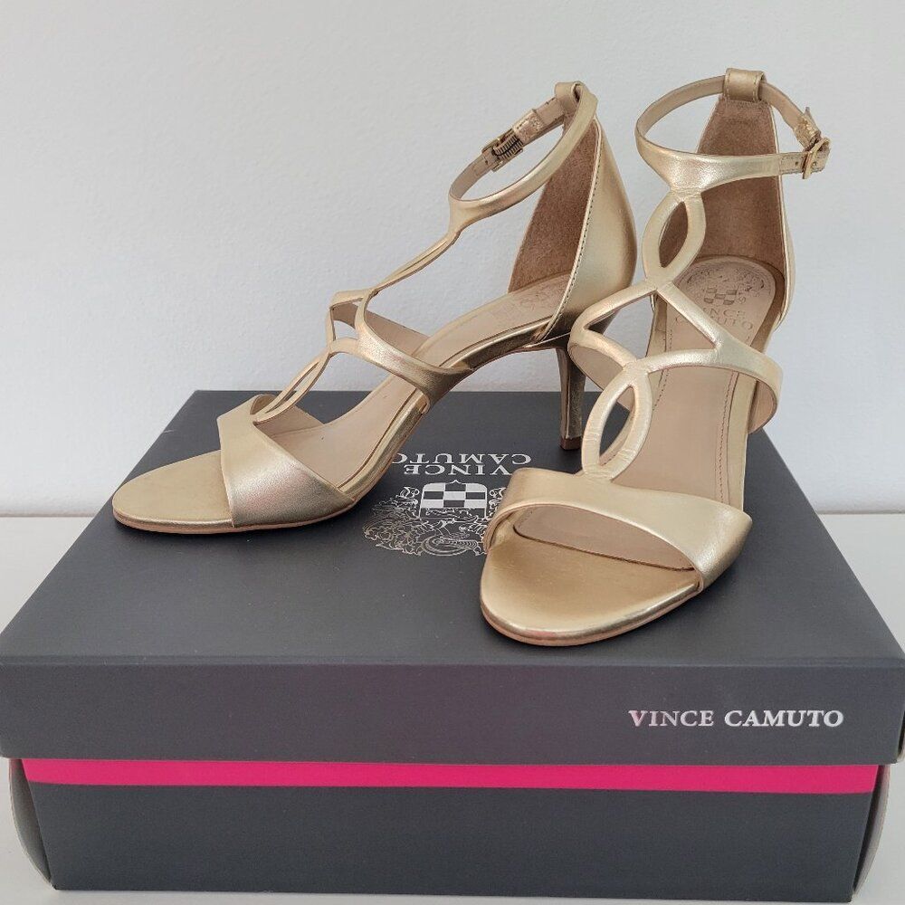 VINCE CAMUTO Mid Heel VC-PAYTO Ankle Sandals in Egyptian Gold ~ 7.5M - Picture 3 of 10